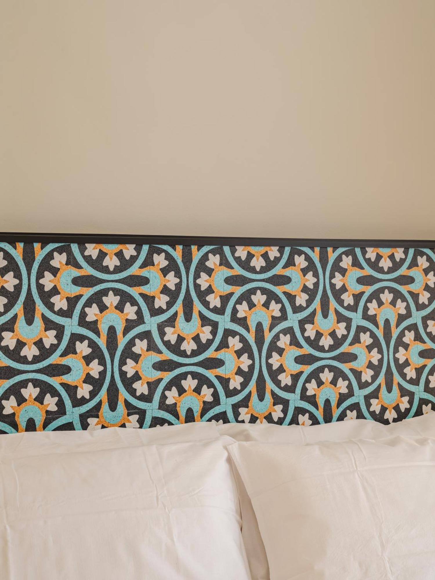 Almica24 Hotel Bari Bagian luar foto